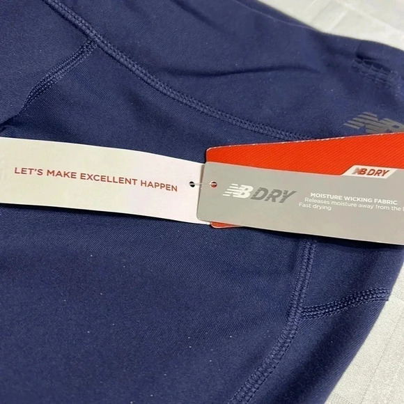 BNWT NEW BALANCE fitted tight print pants , leggings , sweat pants  . Blue red - Picture 12 of 12